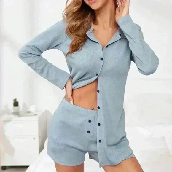 Knit top and shorts set - Picture 1 of 4